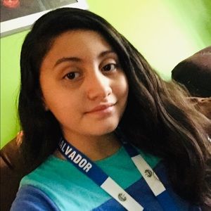 Meet your Posher, Esther